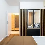 Bonita - Chic Urban Retreat With Private Balcony 부쿠레슈티