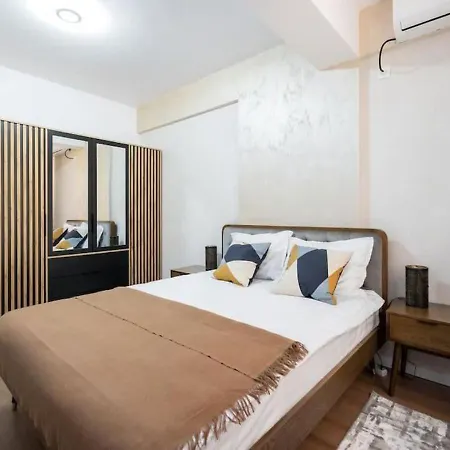 Bonita - Chic Urban Retreat With Private Balcony Bucharest