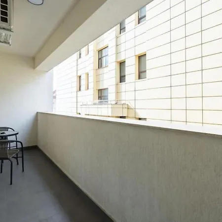 Apartment Bonita - Chic Urban Retreat With Private Balcony Bucharest