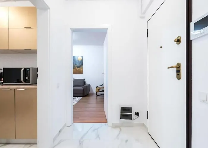 Bonita - Chic Urban Retreat With Private Balcony * בוקרשט
